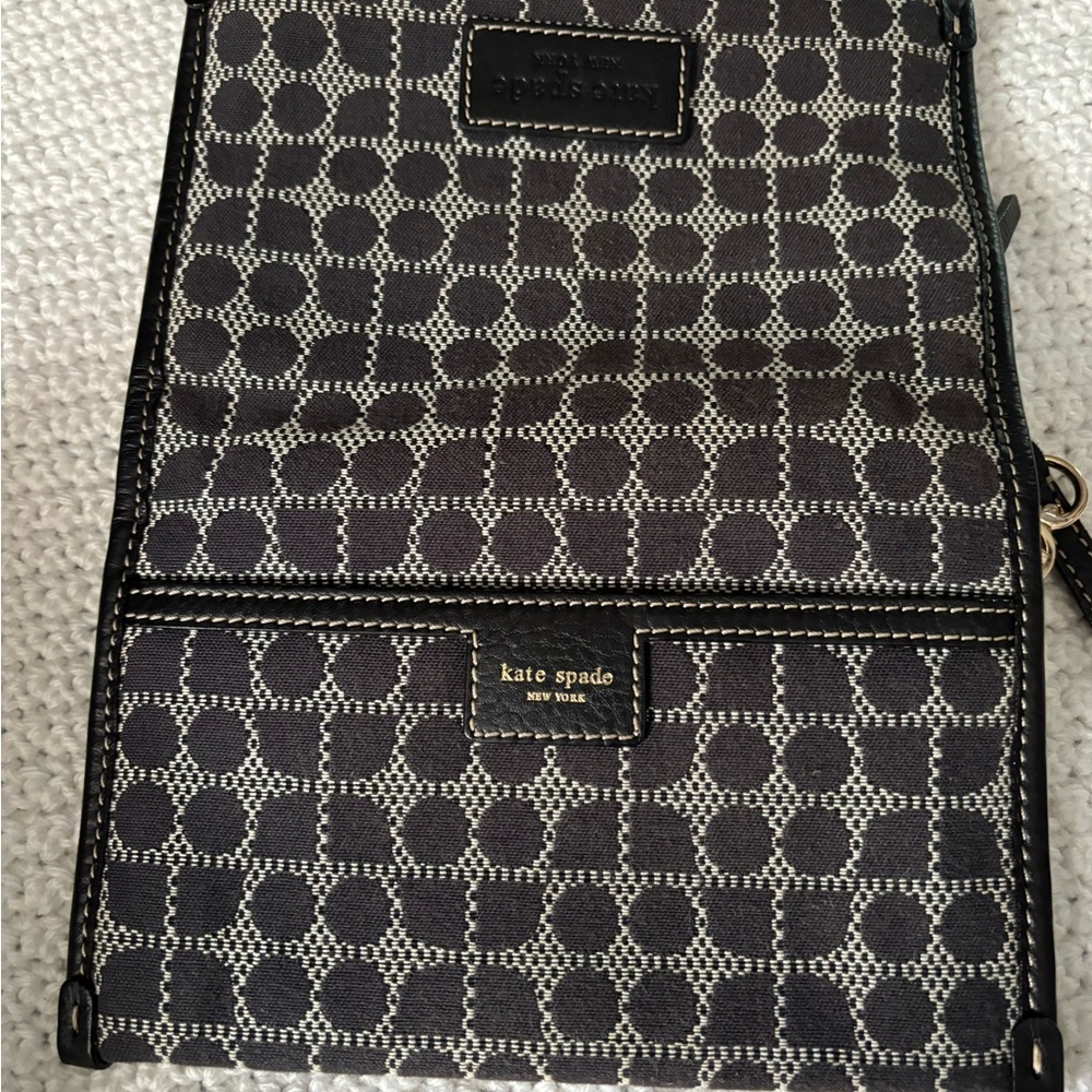 Kate Spade Zippered Chrissy - Picture 10 of 10